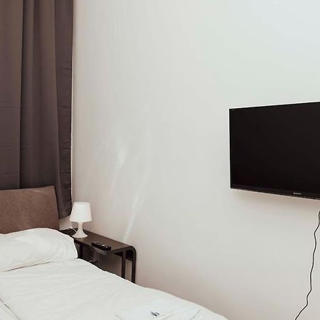 Modern Stylish Comfortable 2 Bedroom Apartment Wina Bagian luar foto