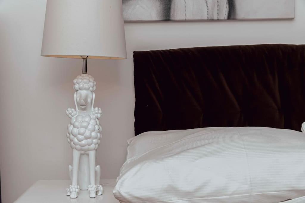 Modern Stylish Comfortable 2 Bedroom Apartment Wina Bagian luar foto
